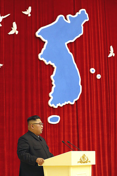 김정은 북한 국무위원장 ⓒ평양사진공동취재단 ▲ ⓒ평양사진공동취재단