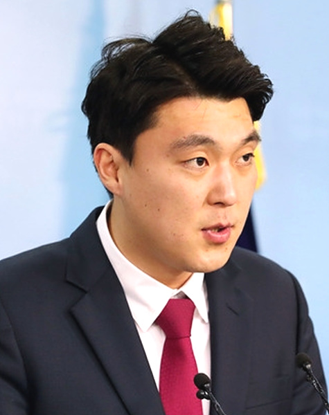 29세의 박진호 김포갑 당협위원장 ▲ 29세의 박진호 김포갑 당협위원장