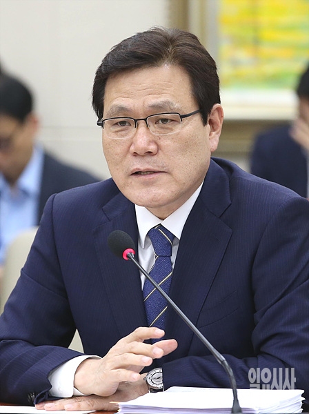 최종구 금융위원장 ▲ 최종구 금융위원장