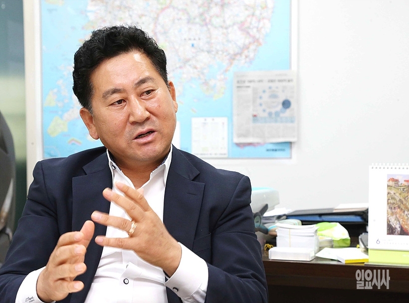 <일요시사>와 인터뷰 갖는 지득호 ㈜민에코 대표 ▲ 인터뷰 갖는 지득호 ㈜민에코 대표