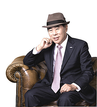 유상옥 코리아나화장품 회장 ▲ 유상옥 코리아나화장품 회장