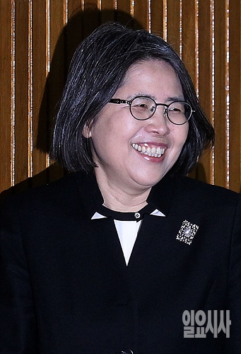 김영란 전 대법관 ▲ 김영란 전 대법관