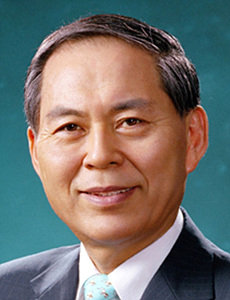 최용준 전 천재교육 회장 ▲ 최용준 천재교육 회장