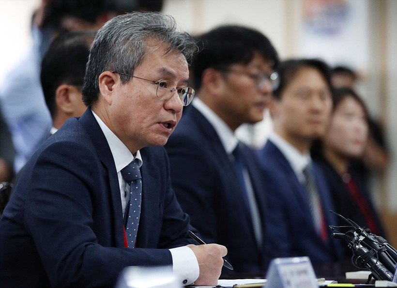발언하는 김남준 법무·검찰개혁위원장 ▲ 발언하는 김남준 법무·검찰개혁위원장