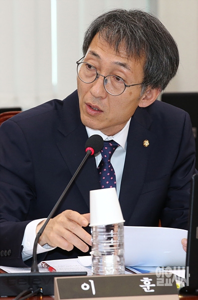 이훈 더불어민주당 의원 ▲ 이훈 더불어민주당 의원