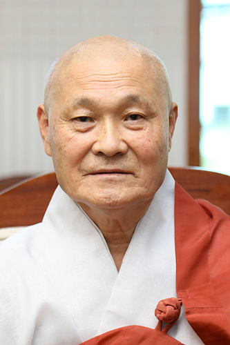 용주사 주지 성법 스님 ▲ 성법 스님