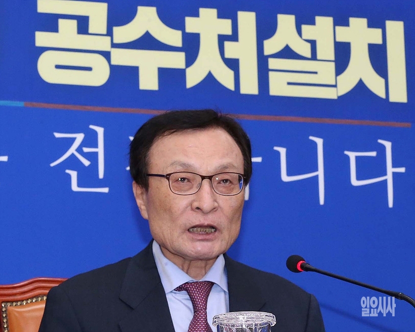 최근 ‘조국 시태’로 사면초가에 놓인 이해찬 더불어민주당 대표의 출구전략이 관심으로 떠오르고 있다. ▲ 최근 ‘조국 시태’로 사면초가에 놓인 이해찬 더불어민주당 대표의 출구전략이 관심으로 떠오르고 있다.