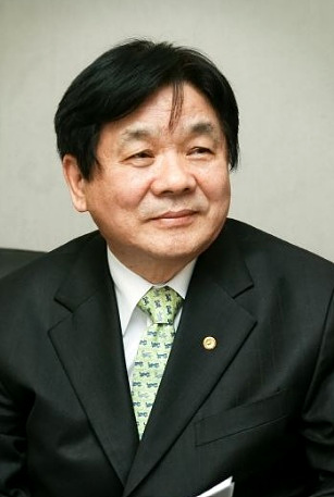 대한민국예술원 차기 회장으로 선출된 이근배 시인 ▲ 대한민국예술원 차기 회장으로 선출된 이근배 시인