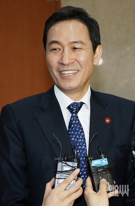 우상호 전 더불어민주당 원내대표 ▲ 우상호 더불어민주당 의원