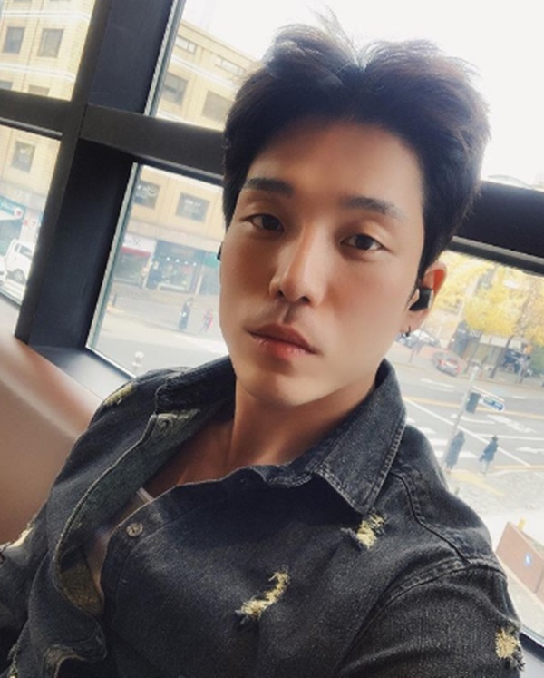 이창민 2AM (사진: 이창민 인스타그램) ▲ 이창민 2AM (사진: 이창민 인스타그램)