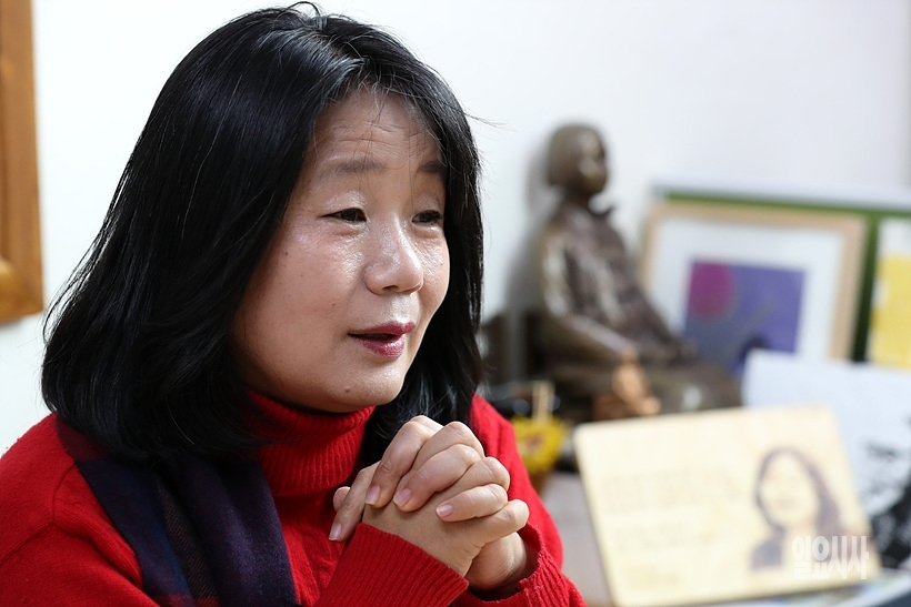 인터뷰 갖는 윤미향 위안부 피해자 지원단체 정의기억연대 이사장 ⓒ문병희 기자