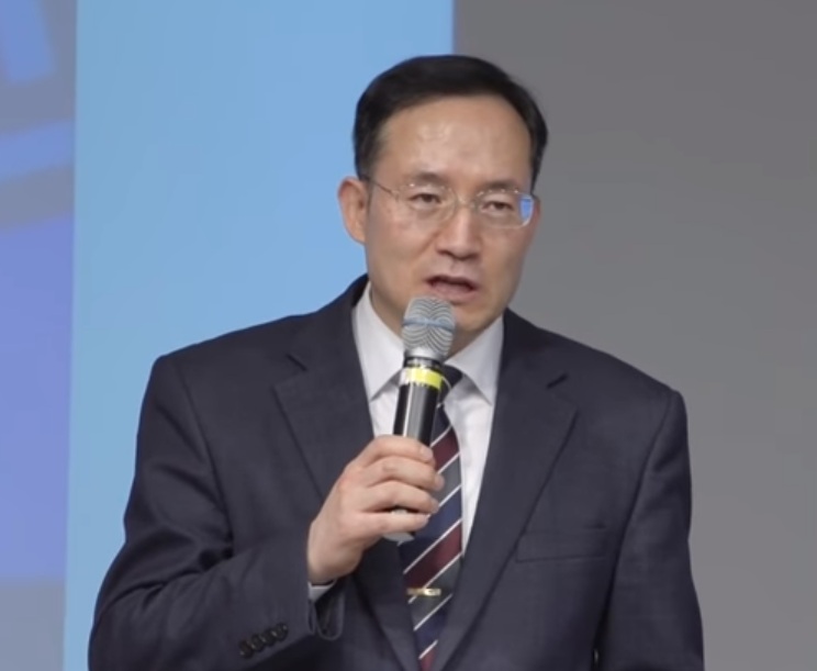 신현욱 목사 ▲ 신현욱 목사