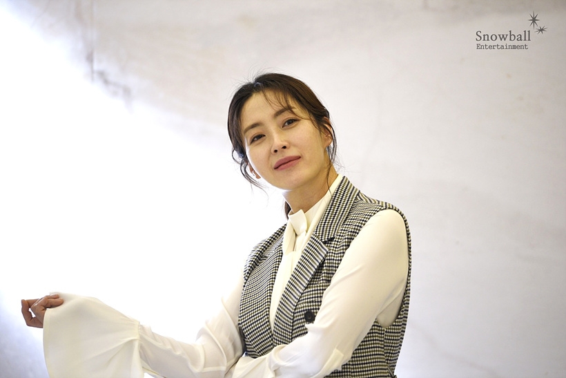 배우 송윤아 ⓒ스노우볼엔터테인먼트 ▲ 배우 송윤아 ⓒ스노우볼엔터테인먼트