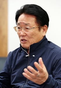 유준상 (사)대한요트협회장 ▲ ▲