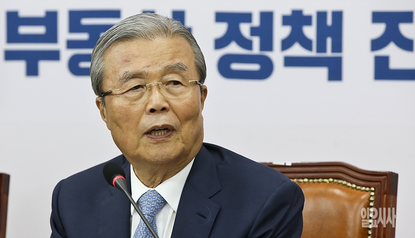 발언하는 김종인 미래통합당 비상대책위원장 ⓒ고성준 기자 ▲ ▲발언하는 김종인 미래통합당 비상대책위원장 ⓒ고성준 기자