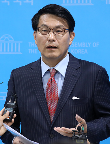 친박(친 박근혜)계 핵심 인사로 분류되는 윤상현 무소속 의원 ▲ 윤상현 국민의힘 의원