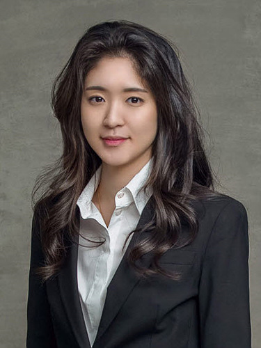 서경배 아모레퍼시픽그룹 회장의 장녀 서민정씨 ▲ 서경배 아모레퍼시픽그룹 회장의 장녀 서민정씨