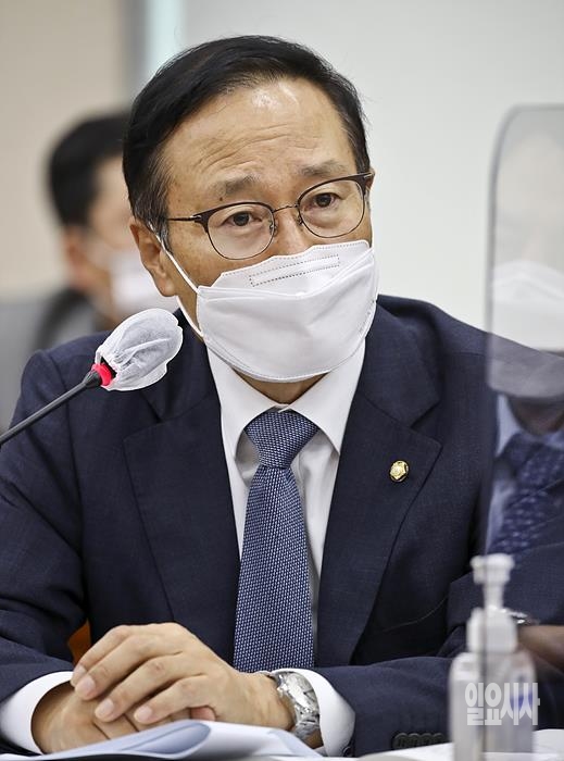 홍영표 더불어민주당 의원 ⓒ고성준 기자 ▲ 홍영표 더불어민주당 의원 ⓒ고성준 기자