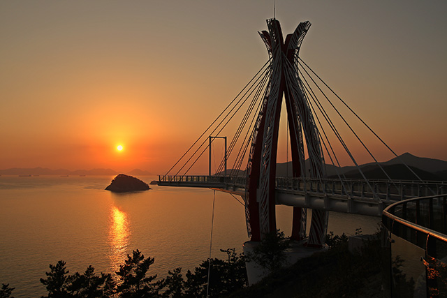 설리스카이워크에서 바라본 노을 ▲ 설리스카이워크에서 바라본 노을