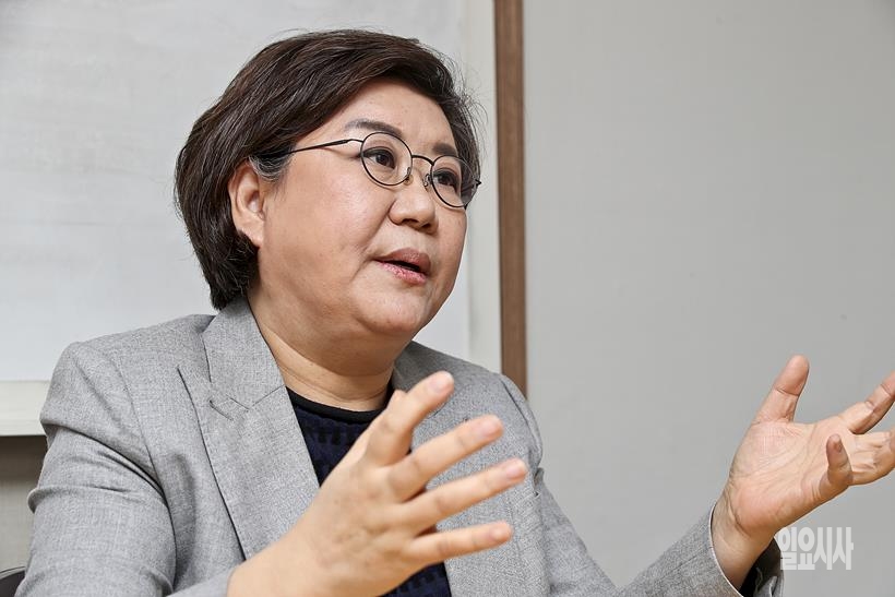 <일요시사>와 인터뷰 갖는 이혜훈 전 국민의힘 의원 ⓒ고성준 기자 ▲ 일요시사와 인터뷰 갖는 이혜훈 전 국민의힘 의원 ⓒ고성준 기자