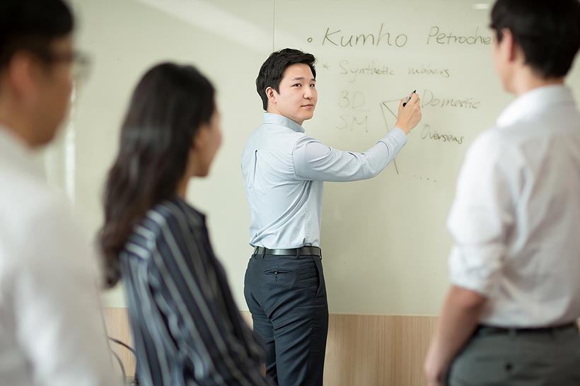 글로벌 인재 육성에 앞장 서는 금호석유화학그룹
