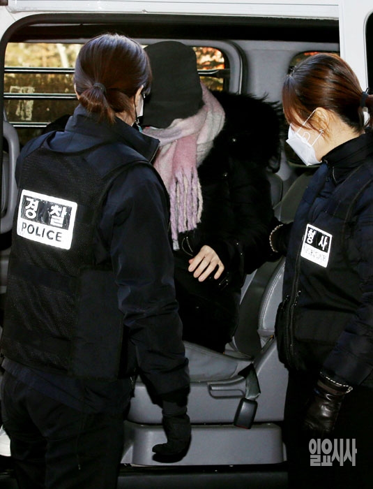 지난 7일, 마약 투약 혐의로 영장실질심사를 위해 서부지법으로 출석하는 황하나씨