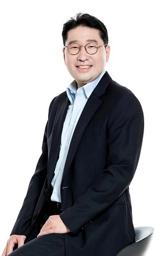 대한하키협회장으로 선임된 이상현 태인 대표 ▲ 대한하키협회장으로 선임된 이상현 태인 대표
