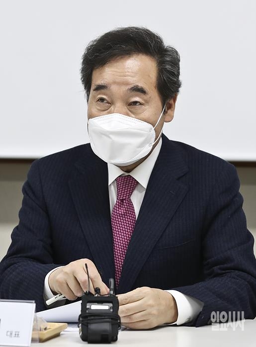 이낙연 더불어민주당 대표 ⓒ고성준 기자 ▲ 이낙연 더불어민주당 대표 ⓒ고성준 기자