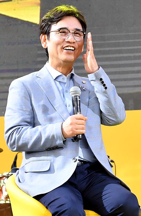 유시민 노무현재단 이사장 ▲ 유시민 노무현재단 이사장