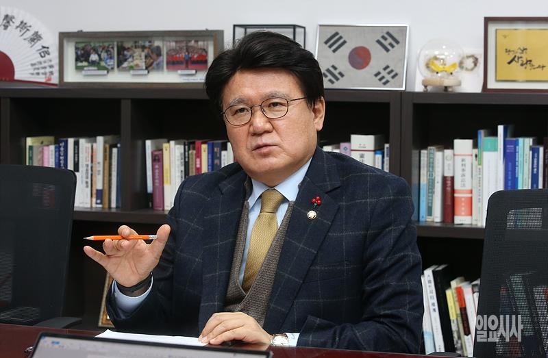 황운하 더불어민주당 의원 ⓒ박성원 기자 ▲ 황운하 더불어민주당 의원 ⓒ박성원 기자