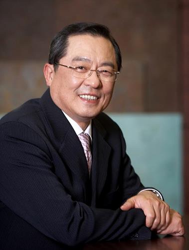 선친에 이어 무역협회장으로 확정된 구자열 LS그룹 회장 ▲ 부친에 이어 무역협회장 된 구자열 LS그룹 회장